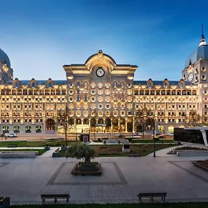 Courtyard By Marriott باكو